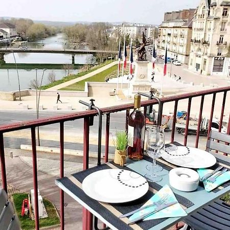 T1 Cocooning A L'Hotel De Ville Charleville-Mézières Zewnętrze zdjęcie